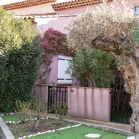 Very Bright With Garden And Terrace Holiday home *