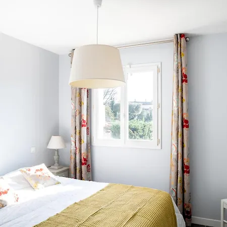 Very Bright With Garden And Terrace Feriehus *